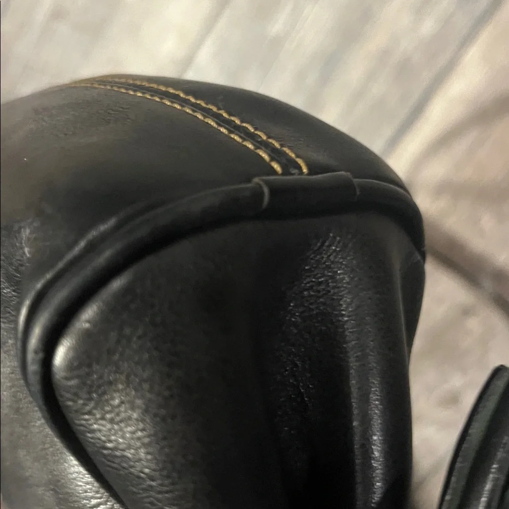 Dooney & Bourke Leather Crossbody - Picture 7 of 9